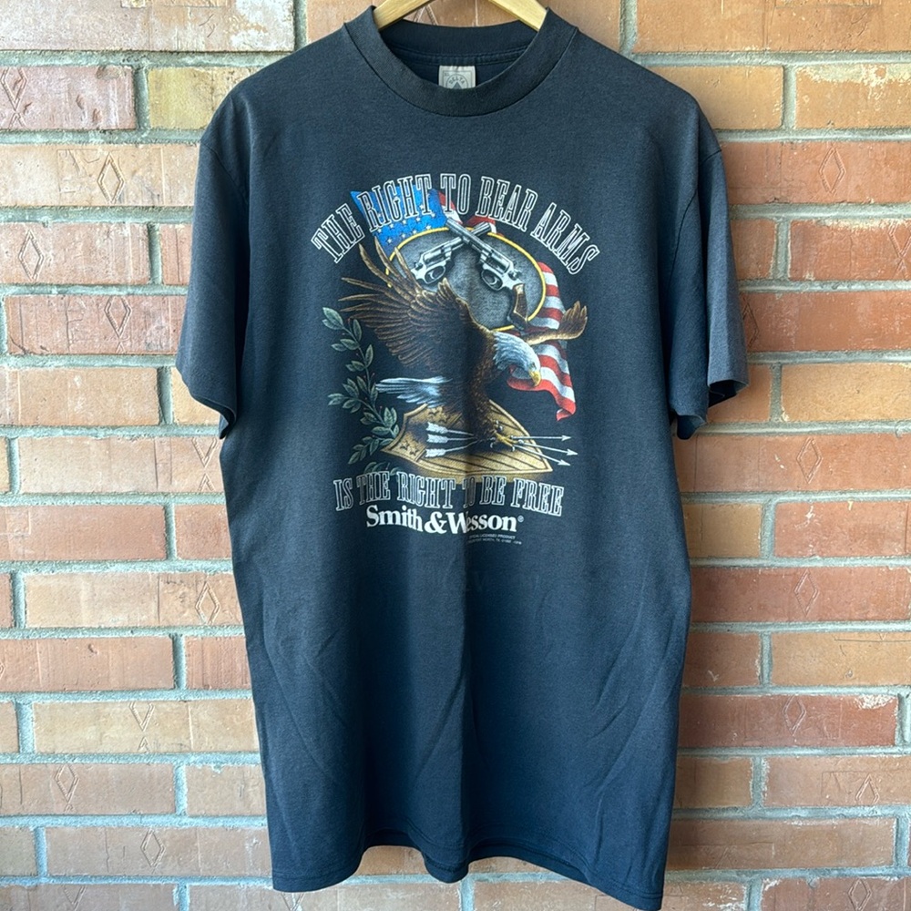 Vintage Smith & Wesson 3D Emblem T-Shirt / Delta / XL / 1992